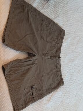 J.Jill Taupe 100% Cotton Gauze Cargo Shorts